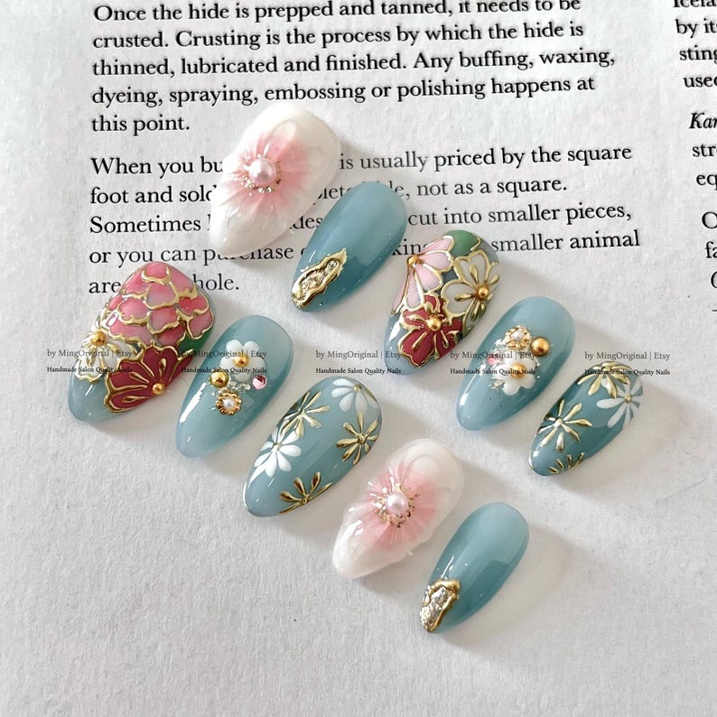 Blue daisy 3D flower press on nails, handmade almond fake nails for weddings and everyday wear