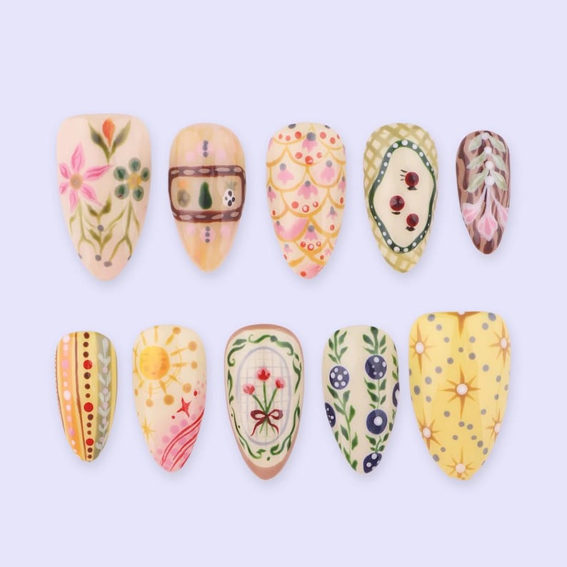 Handmade hand painted vintage press on nails, cottagecore floral almond fake nails, JR NAILS reusable boho press-ons for women